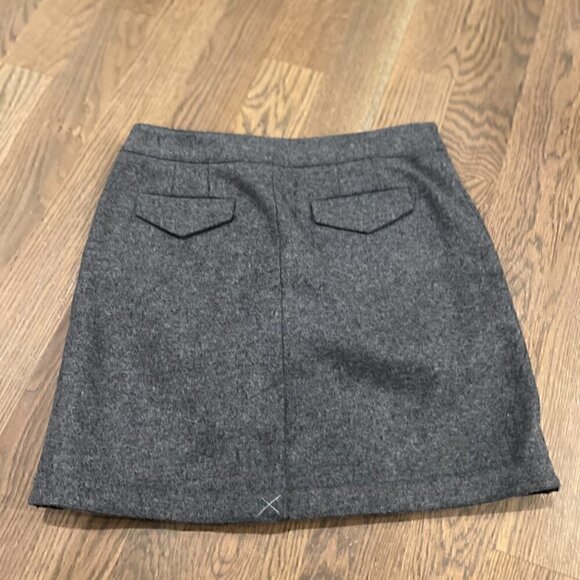 Ann Taylor LOFT Wool Blend Gray Wrap Skirt w/ Side Button Detail SIZE 4 - Picture 3 of 7